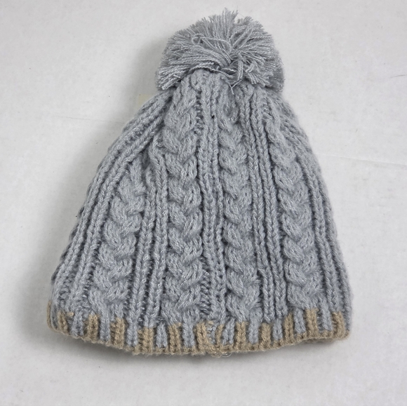 NWT Anne Klein Women's Lined Gray Cable Beanie Hat - Picture 4 of 4